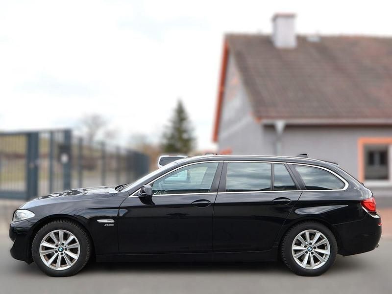 Gebraucht BMW 525 218 PS (160 kW) 2012 Schwarz Kombi