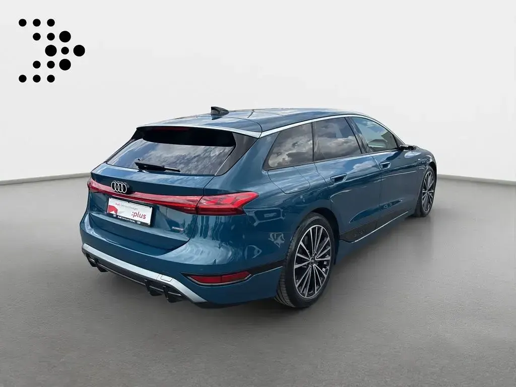 Gebraucht Audi A6 e-tron S-Line 314 kW (428 PS) 2025 Malpeloblau metallic Kombi
