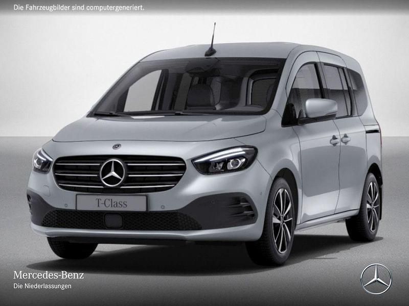 Gebraucht Mercedes T180 Progressive 116 PS (85 kW) 2025 Silber Van / Kleinbus