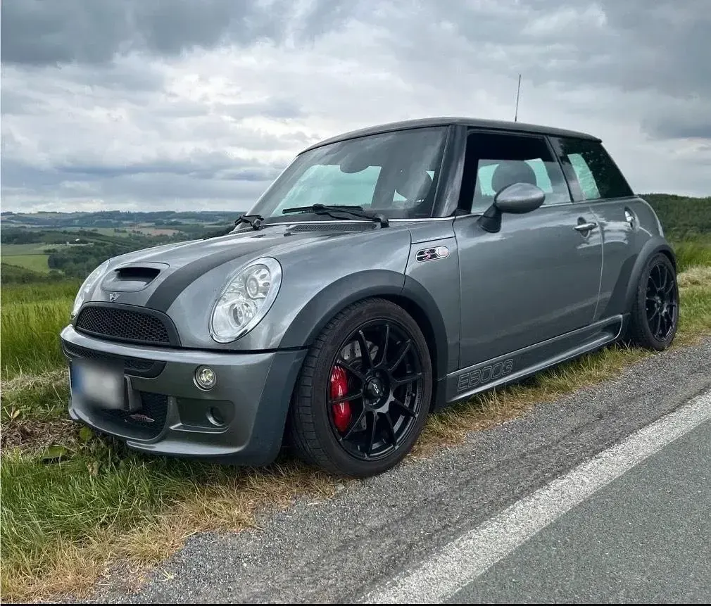 Second-hand Mini John Cooper Works 211 CP (155 kW) 2006 Argintiu Hatchback