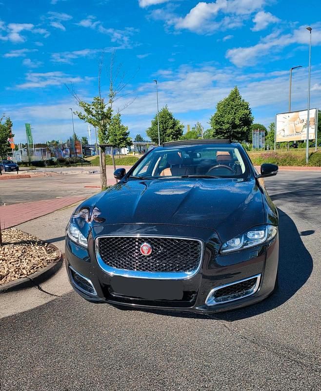 Gebraucht Jaguar XJ 340 PS (250 kW) 2014 Schwarz Limousine