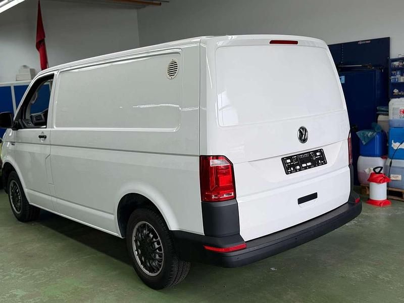 Gebraucht VW Transporter 102 PS (75 kW) 2019 Weiß Van