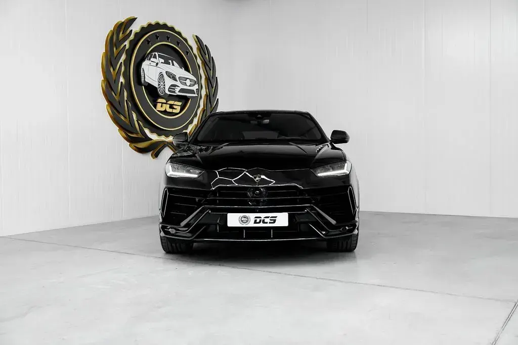 Usata Lamborghini Urus 666 CV (489 kW) 2023 Nero SUV