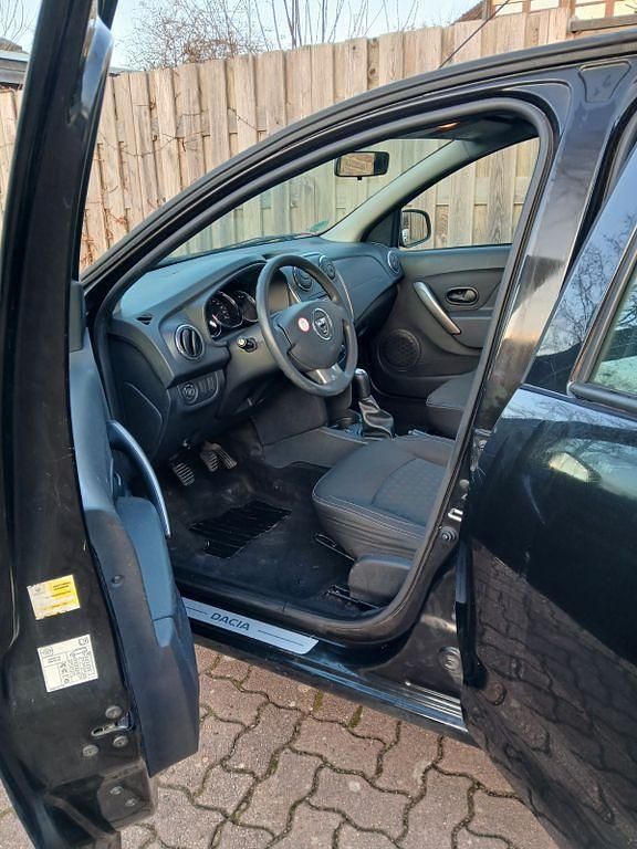 Gebraucht Dacia Sandero Ambiance 72 PS (52 kW) 2014 Schwarz Limousine