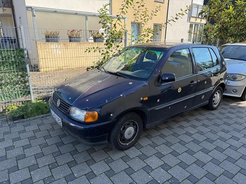Blau Gebraucht 1997 VW Polo Kleinwagen | 699 € (Fairer Preis) - Bild 1/4