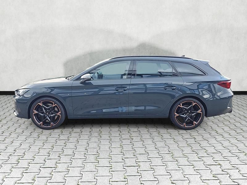 Neu Cupra Leon VZ 333 PS (244 kW) 2025 Fjordblau Kombi