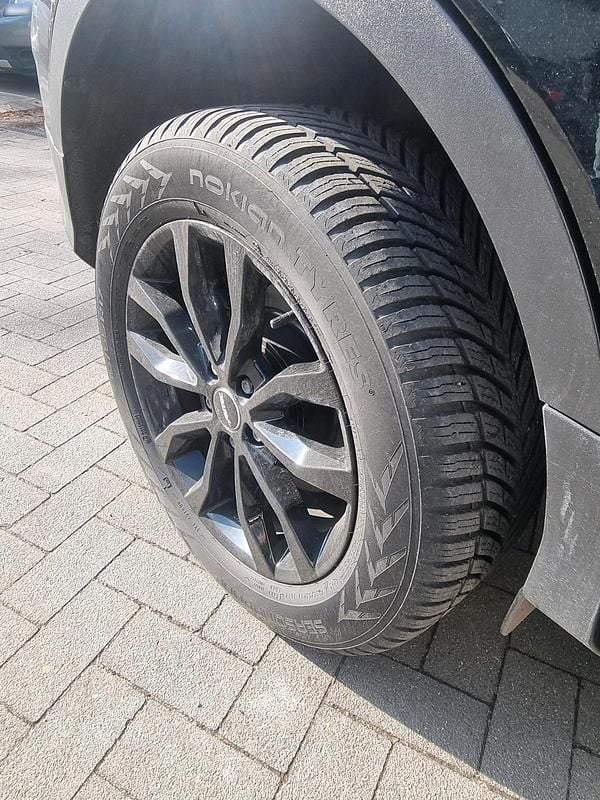 Usado Ford Kuga 150 HP (110 kW) 2017 Preto SUV