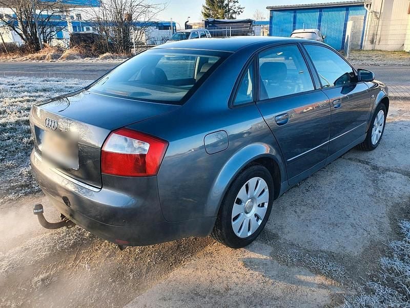 Gebraucht Audi A4 131 PS (96 kW) 2003 Grau Limousine