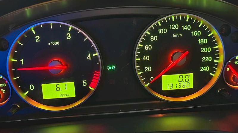 Gebraucht Ford Mondeo 131 PS (96 kW) 2004 Blau Limousine