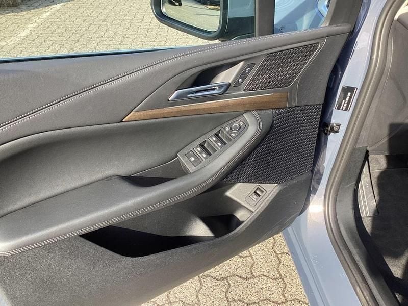 Gebraucht BMW 220 Active Tourer Luxury Line 170 PS (125 kW) 2025 Grau Van / Kleinbus