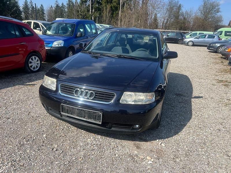 Gebraucht Audi A3 Ambiente 101 PS (74 kW) 2003 Schwarz Kleinwagen