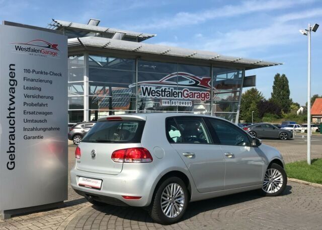 Gebraucht VW Golf VI Trendline 86 PS (63 kW) 2010 Andere farbe metallic Kleinwagen