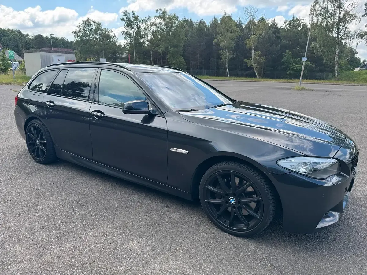 Gebraucht BMW 535 M Sport 313 PS (230 kW) 2012 Grau Kombi