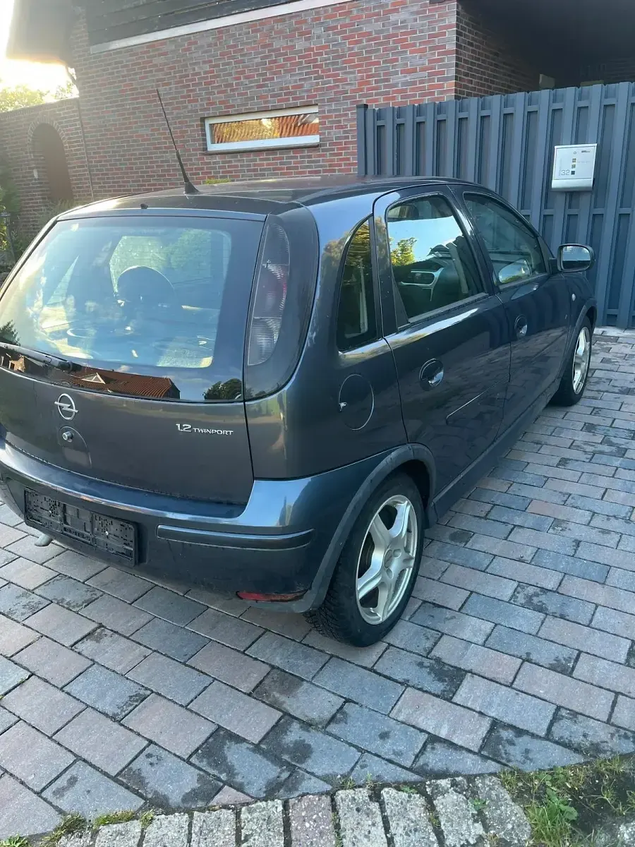 Gebraucht Opel Corsa 80 PS (58 kW) 2006 Grau Kleinwagen