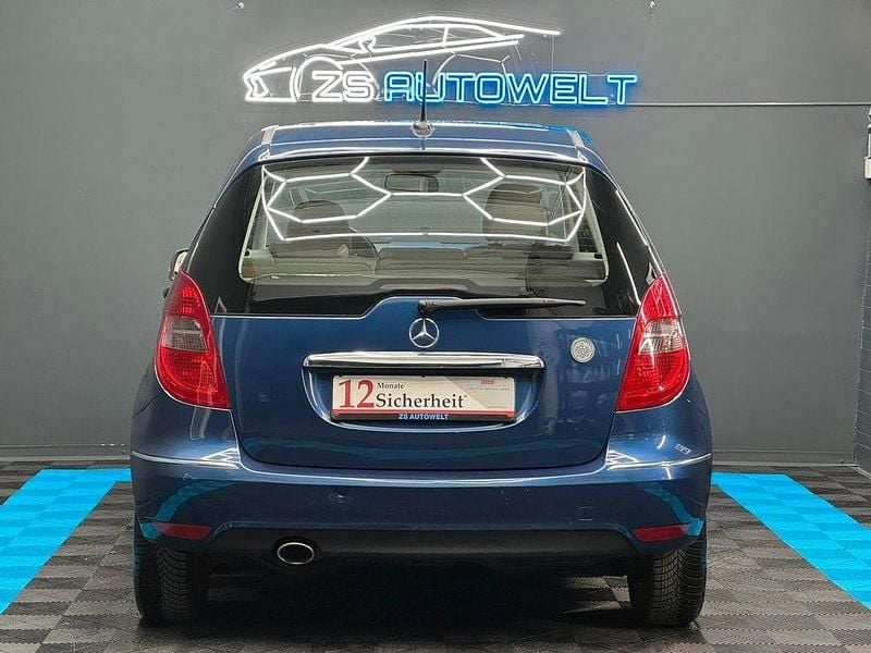 Gebraucht Mercedes A170 116 PS (85 kW) 2009 Blau Limousine
