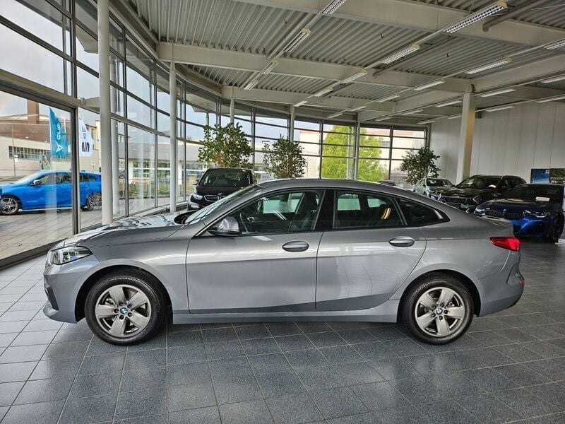 Gebraucht BMW 218 Gran Coupé Advantage 136 PS (100 kW) 2023 Skyscraper grau metallic Coupé