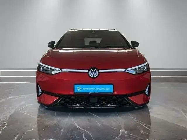 Gebraucht VW ID.7 GTX 250 kW (340 PS) 2025 Kings red metallic schwarz Kombi