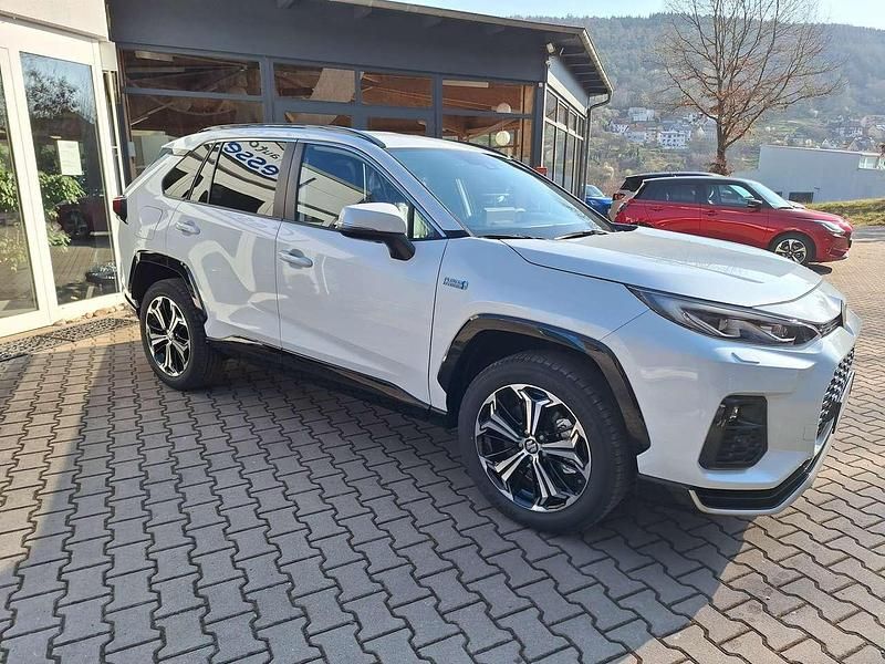 Gebraucht Suzuki Across 185 PS (136 kW) 2025 White pearl met SUV