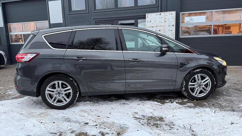 Gebraucht Ford S-MAX S 150 PS (110 kW) 2018 Grau Van / Kleinbus