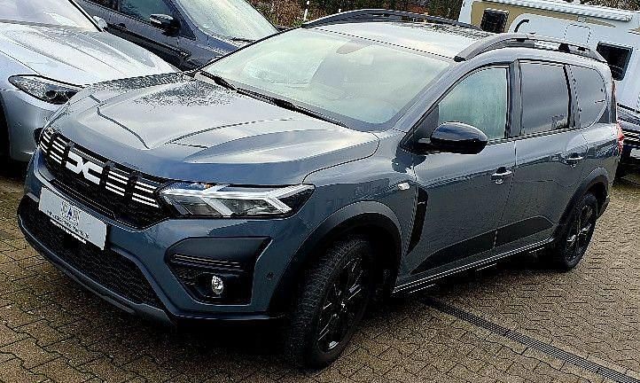 Gebraucht Dacia Jogger Extreme 101 PS (74 kW) 2023 Grau Van / Kleinbus