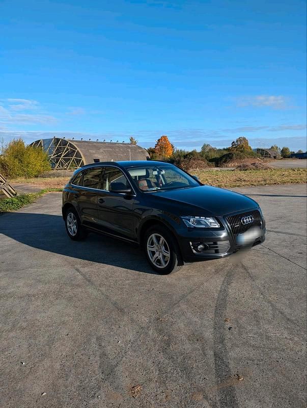 Schwarz Gebraucht 2009 Audi Q5 SUV | 8.300 € (Superpreis) - Bild 1/4