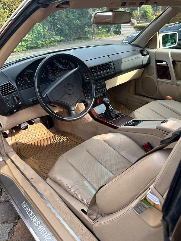 Gebraucht Mercedes SL280 196 PS (144 kW) 1994 Silber Cabrio