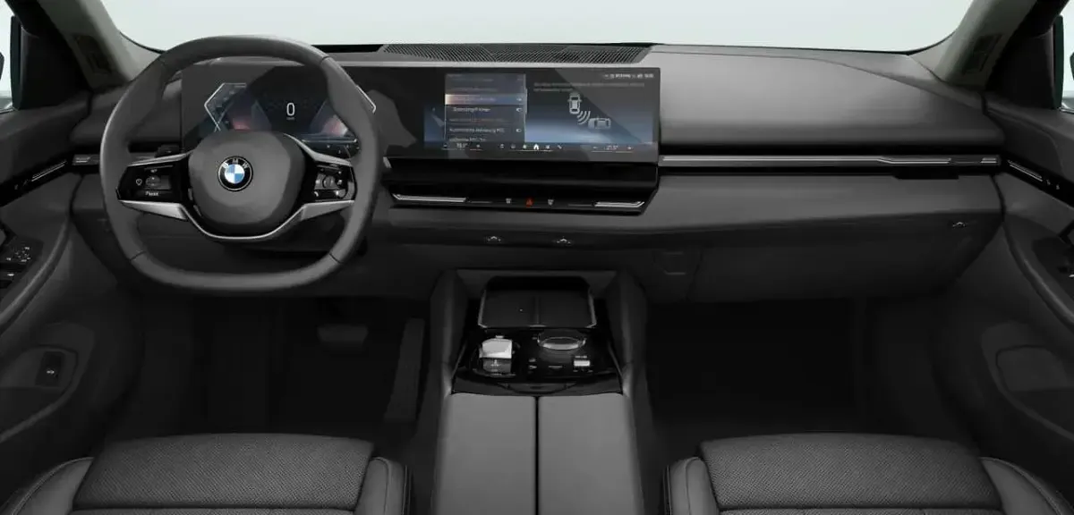 Gebraucht BMW 520 Sport Line 197 PS (144 kW) 2024 Grau Limousine