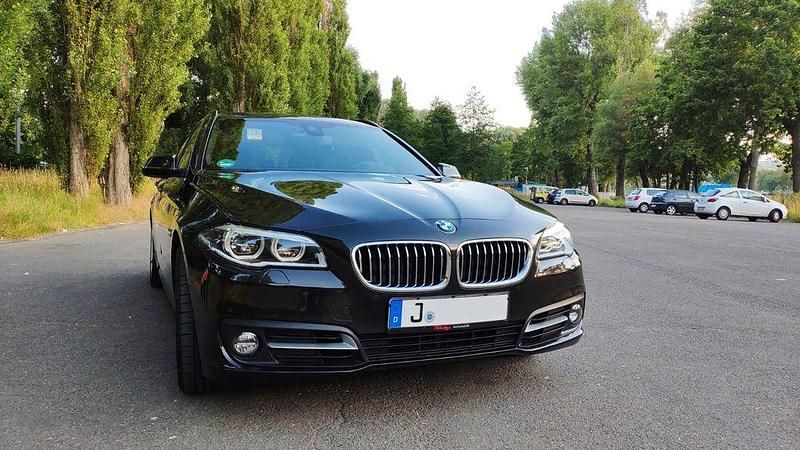 Gebraucht BMW 530 Performance 258 PS (189 kW) 2014 Braun Kombi