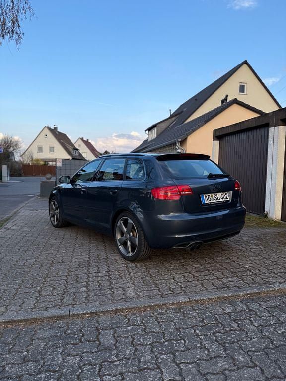 Używany Audi A3 Sport 200 KM (147 kW) 2012 Szary Hatchback