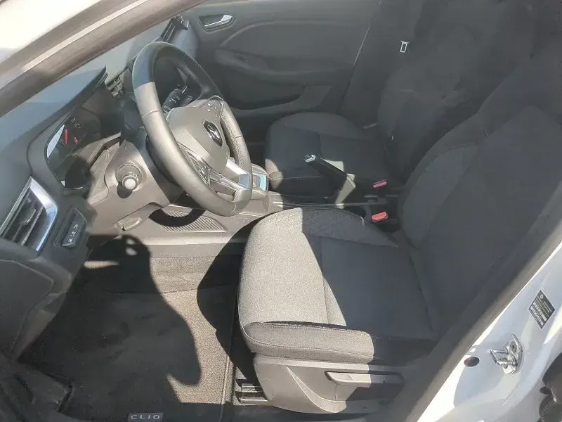 Gebraucht Renault Clio Zen 91 PS (66 kW) 2021 Weiß Kleinwagen