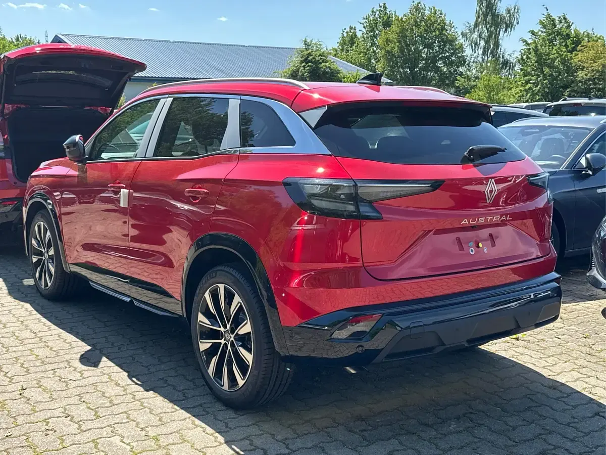 Neu Renault Austral Techno 148 PS (108 kW) 2026 Dezirrot metallic SUV