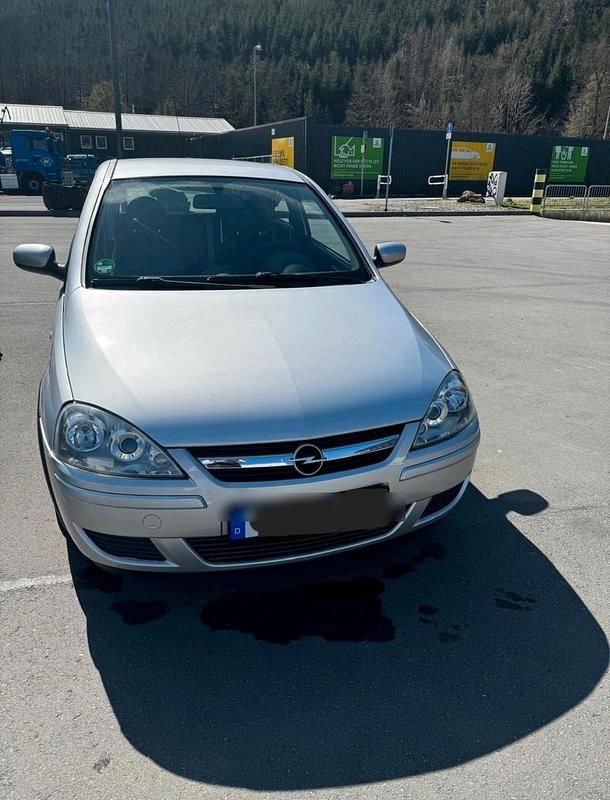 Grau Gebraucht 2006 Opel Corsa Kleinwagen | 555 € (Superpreis) - Bild 1/4