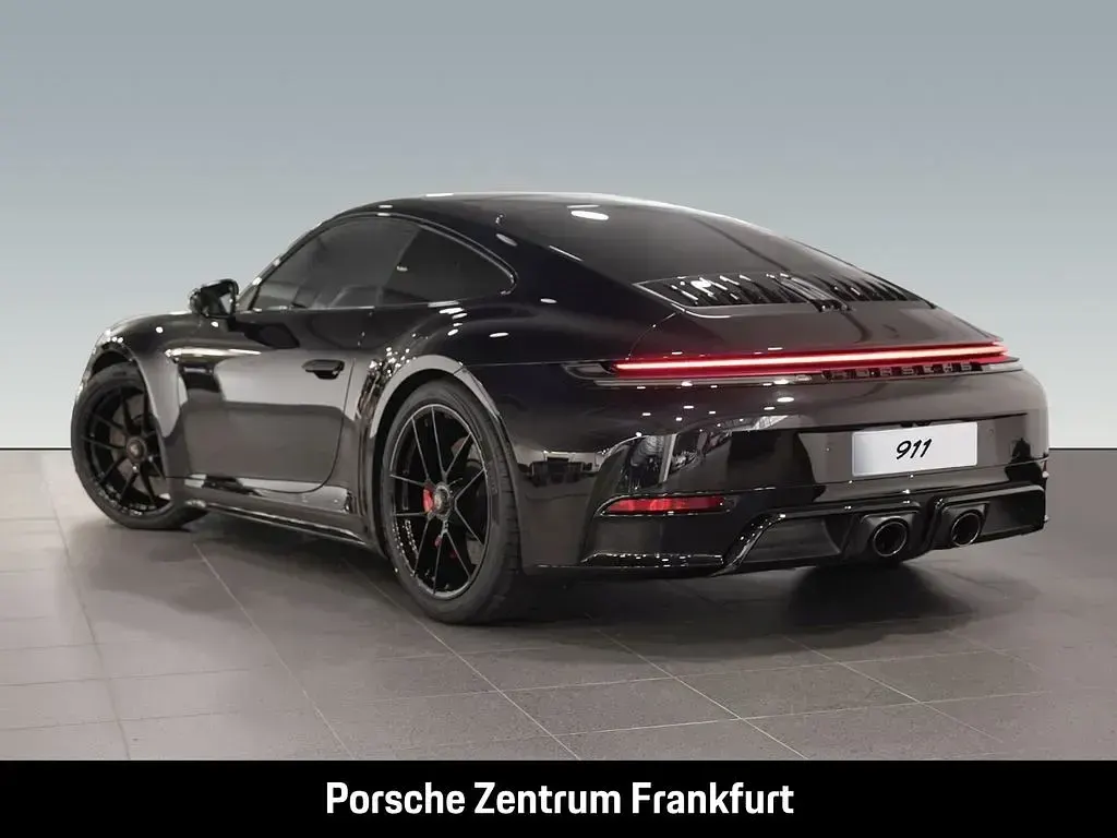 Gebraucht Porsche 992 541 PS (397 kW) 2026 Schwarz Coupé