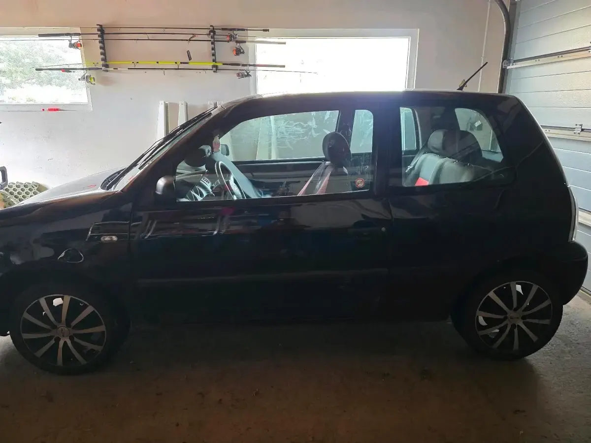 Gebraucht VW Lupo 50 PS (36 kW) 2005 Schwarz Kleinwagen