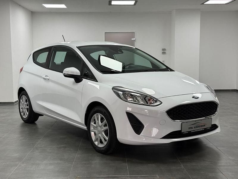 Weiß Gebraucht 2020 Ford Fiesta Cool & Connect Limousine | 10.790 € (Fairer Preis) - Bild 1/4