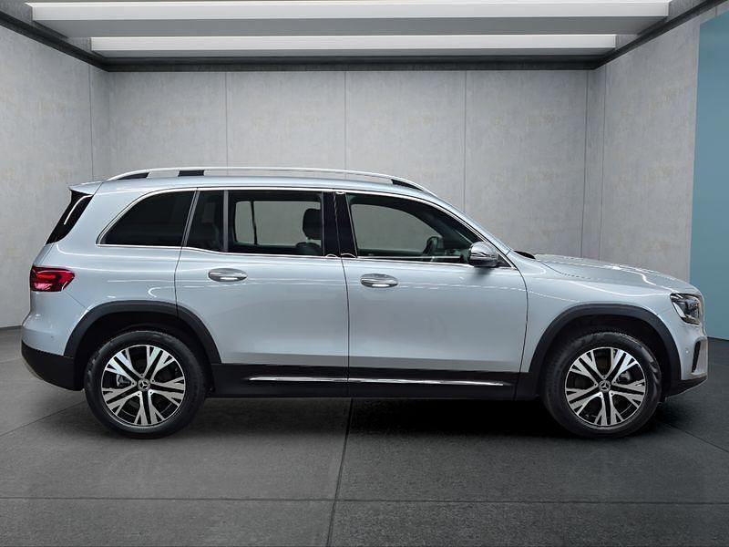 Gebraucht Mercedes GLB200 150 PS (110 kW) 2025 Silber SUV