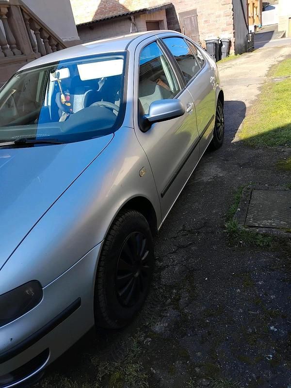 Gebraucht Seat Leon 101 PS (74 kW) 2003 Grau Kleinwagen