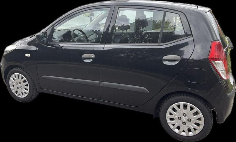 Gebraucht Hyundai i10 Classic 67 PS (49 kW) 2010 Schwarz Kleinwagen