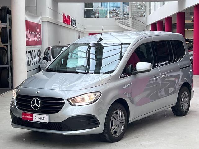 Silber Gebraucht 2022 Mercedes T160 Van / Kleinbus | 25.490 € (Fairer Preis) - Bild 1/4