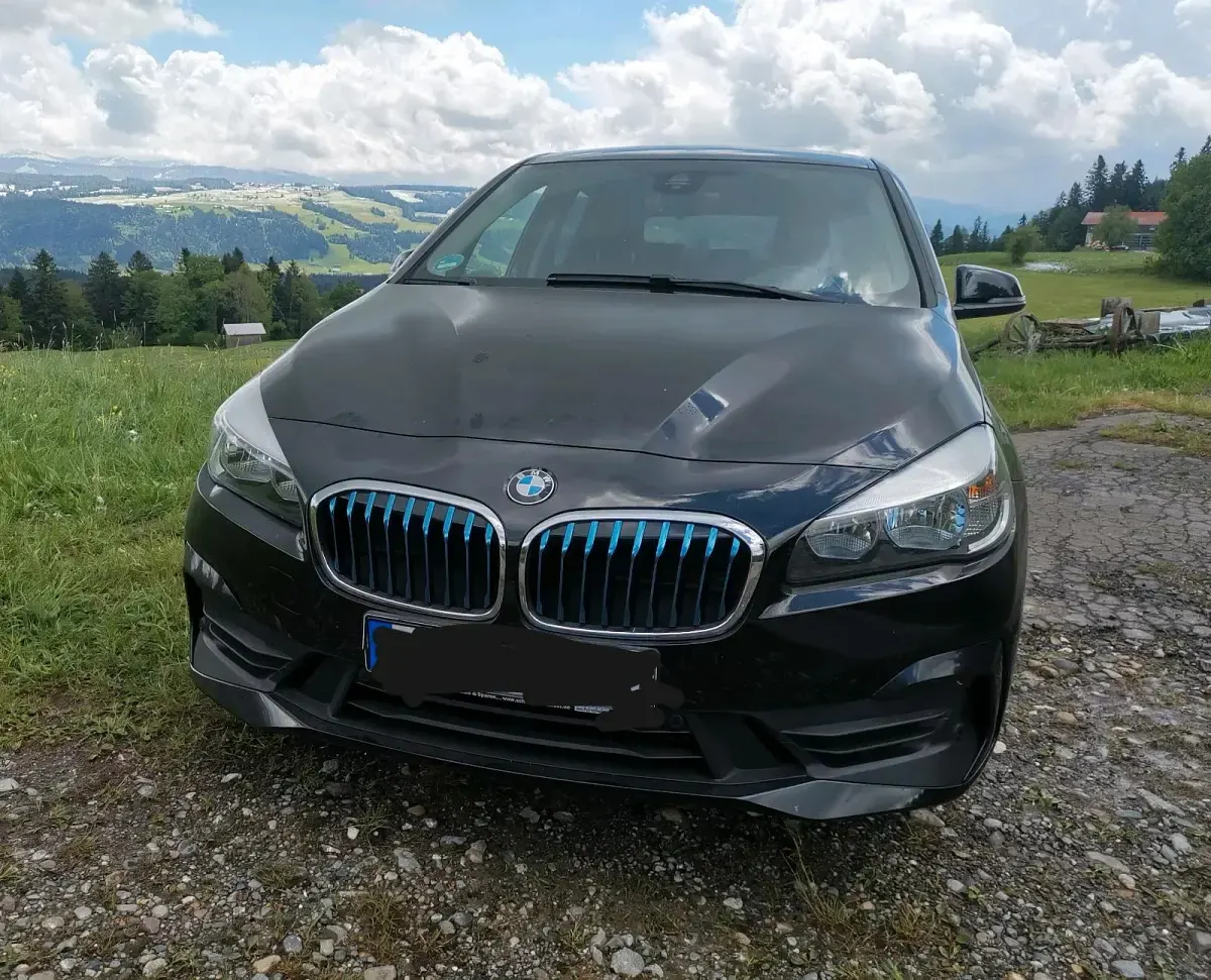 Gebraucht BMW 225 224 PS (164 kW) 2018 Schwarz SUV