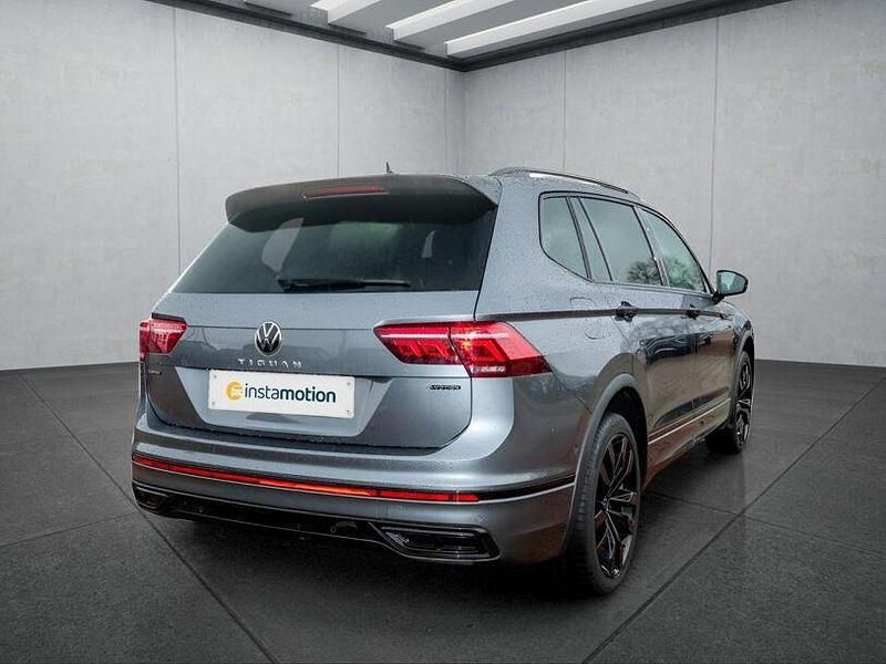 Gebraucht VW Tiguan Allspace 193 PS (141 kW) 2025 Grau SUV