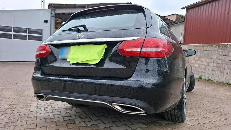 Gebraucht Mercedes C400 333 PS (244 kW) 2017 Schwarz Kombi