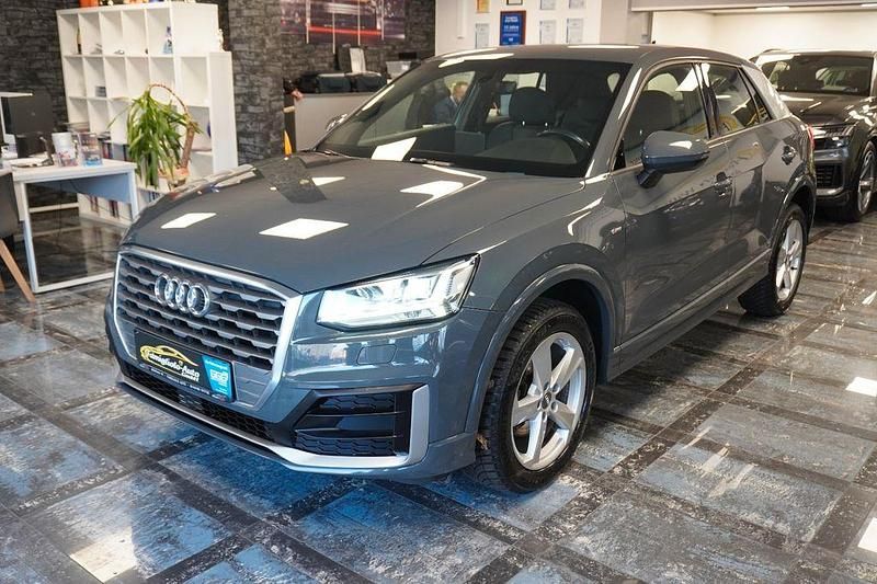 Gebraucht Audi Q2 S-Line 116 PS (85 kW) 2019 Grau SUV