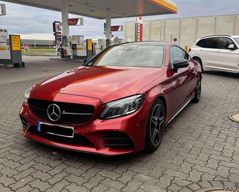Gebraucht Mercedes C400 AMG line 333 PS (244 kW) 2018 Rot Coupé