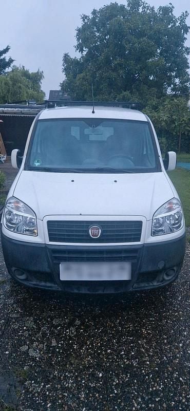 Weiß Gebraucht 2008 Fiat Doblò Van / Kleinbus | 1.200 € (Superpreis) - Bild 1/4