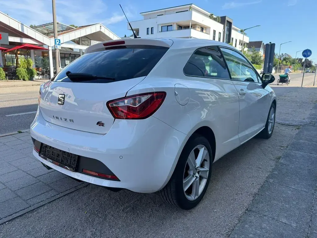 Gebraucht Seat Ibiza FR 105 PS (77 kW) 2016 Weiß Limousine