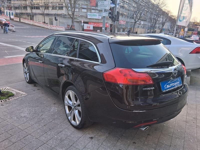Gebraucht Opel Insignia Innovation 194 PS (142 kW) 2012 Braun Kombi
