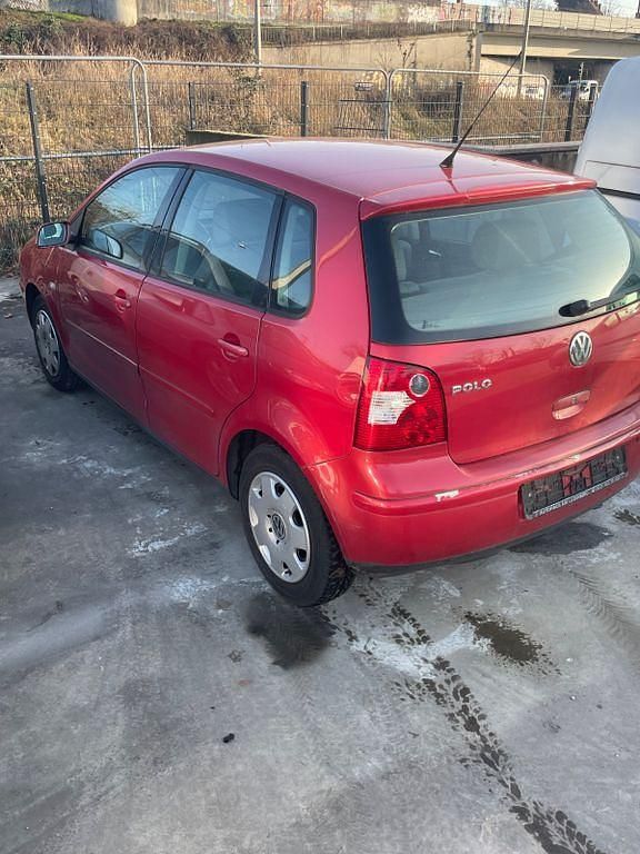 Gebraucht VW Polo Basis 54 PS (39 kW) 2003 Rot Limousine