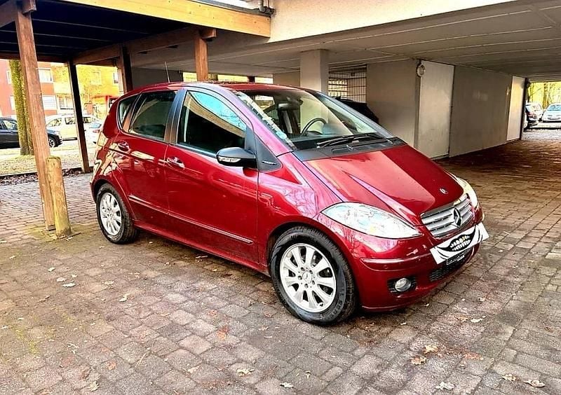 Gebraucht Mercedes A200 116 PS (85 kW) 2007 Rot Limousine