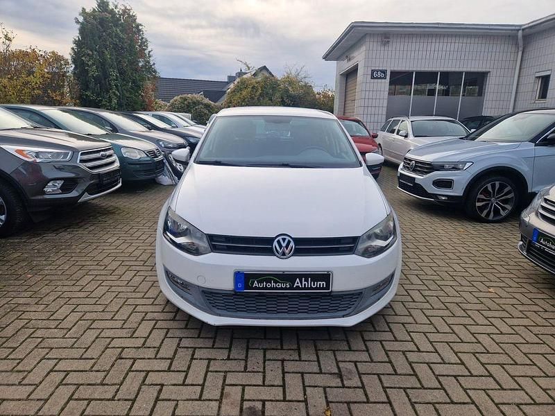 Gebraucht VW Polo Team 69 PS (50 kW) 2010 Weiß Limousine